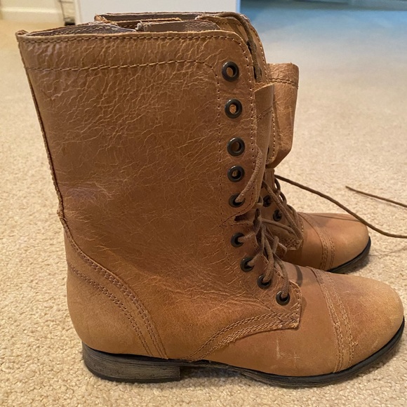 Boots - Picture 2 of 4